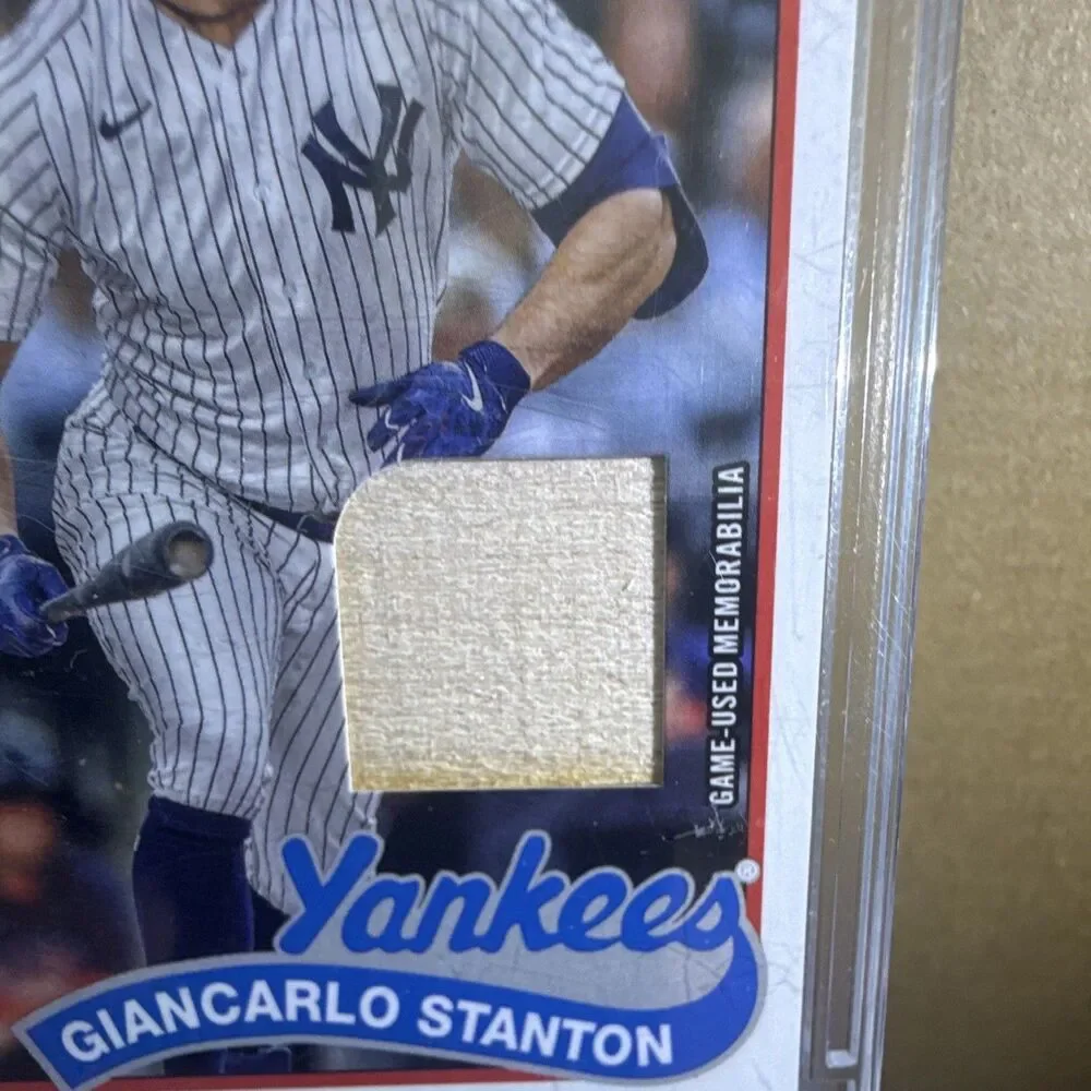 Topps 2024 Series 1 1989 Baseball Relics MEM Giancarlo Stanton Yankees